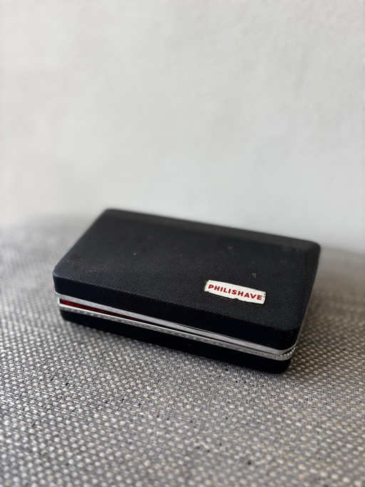 2 x vintage scheerapparaten 