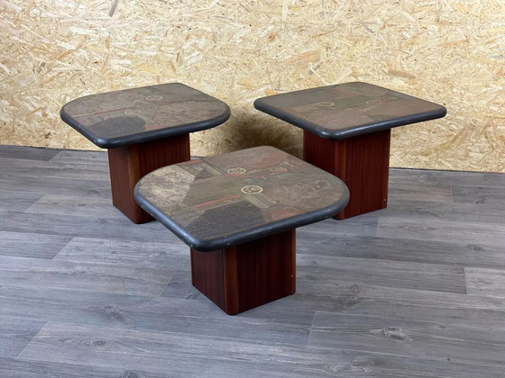Image 1 of 90s set van 3 Brutale salontafels met mozaïek van Paul Kingma voor Kneip