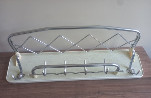 Vintage Mid-Century Wand-Kleiderständer Chrom & Formica – 50er/60er Jahre