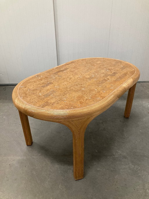 Table à manger Vivai del Sud en rotin et travertin Italie années 1960 