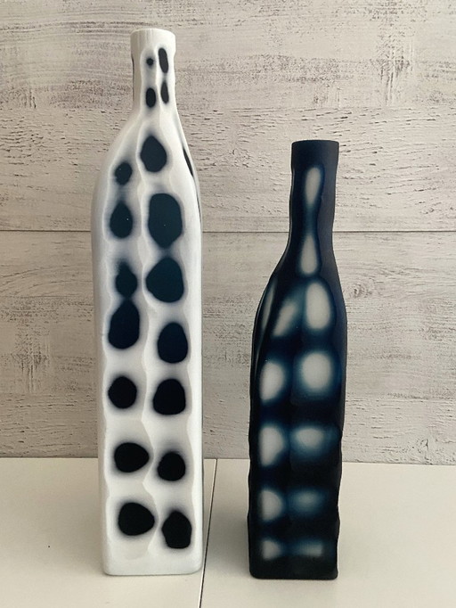 Zeitgenössisches Duo aus Vasen, Flaschen und Soliflores von KARE Design, Glas, Keramik, Kunst