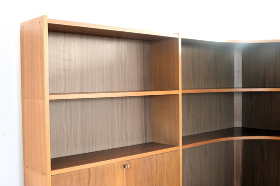 Image 1 of Mobiletto da parete/mobiletto angolare svedese d'epoca