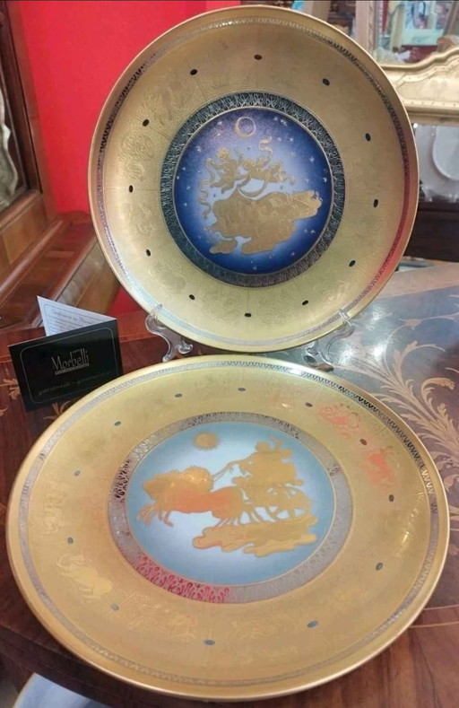 Zwei dekorative Teller aus der Morbelli Gold- und Platinkollektion