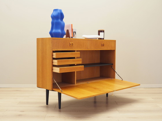 Image 1 of Eschenkommode, Dänisches Design, 1970er Jahre, Produktion: Dänemark