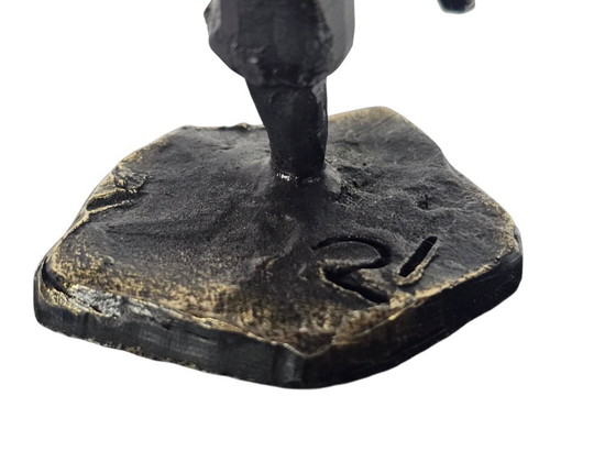 Image 1 of Rob Verhoeven - Estatua de bronce - título - Chapeau - ¡Felicitaciones por todo lo que se ha logrado!