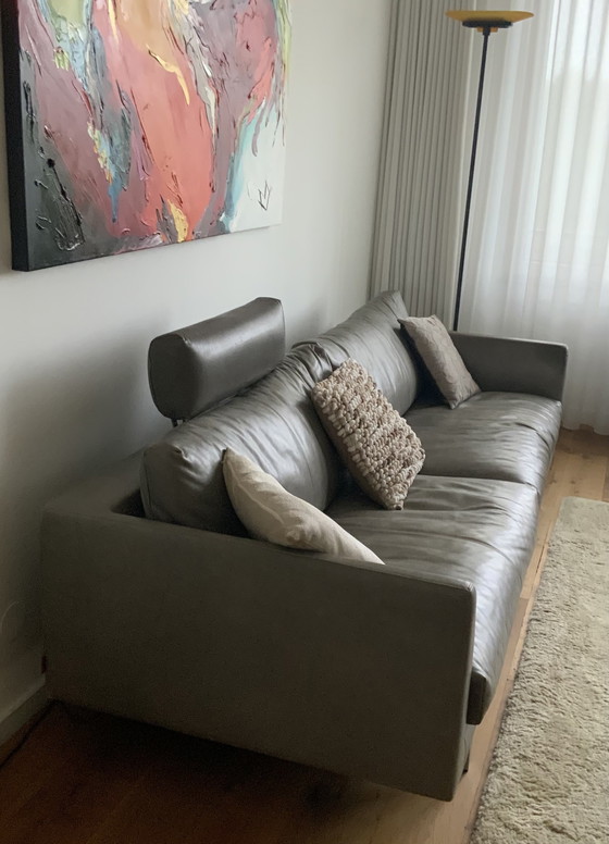 Image 1 of Montel Axis 4-seater leather ban gray