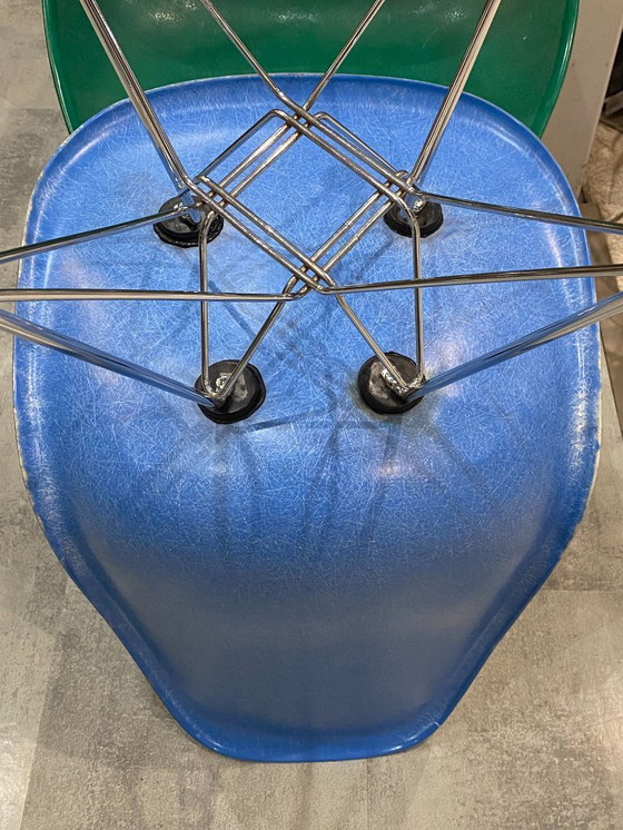 Image 1 of Sedia DSR Eiffel in fibra di vetro turchese, Eames Herman Miller vintage anni '50-'60-'70