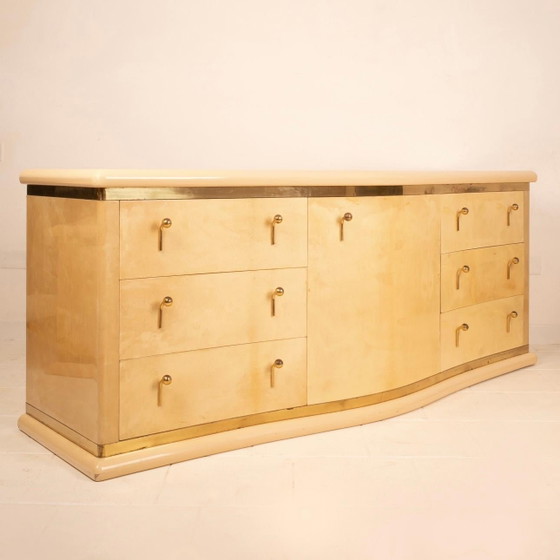 Luciano Frigerio Nettuno Credenza Curva in Pergamena per Frigerio di Desio 1970 – Cassettiere, Brass (photo 15 of 27)