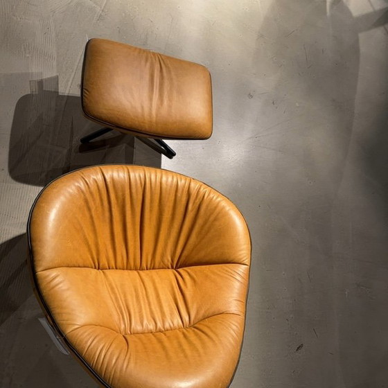 Image 1 of LABEL vandenberg Hidde Soft draaifauteuil met poef