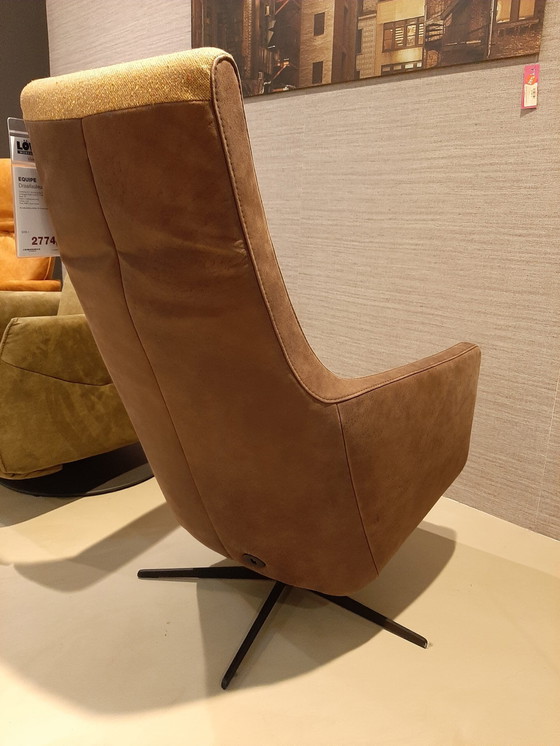 Image 1 of Equipe  *