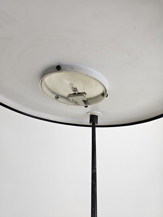 Image 1 of Zeer bijzondere space age tafellamp metaal en kunststof bol 