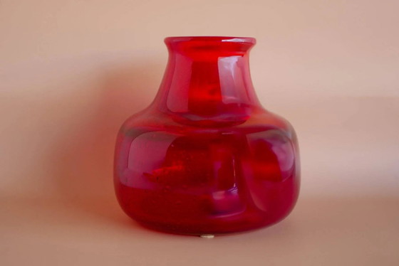 Image 1 of Red glass vase by Erik Höglund for Bodafors, 1960s