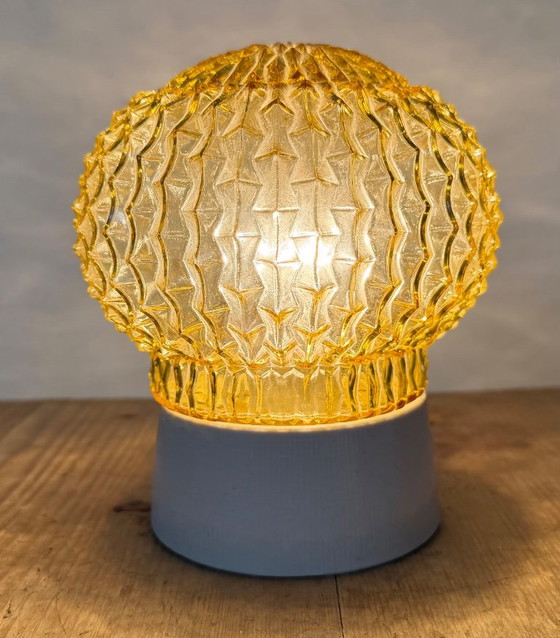 Vintage witte porseleinen plafondlamp, jaren 70 – Plafondlampen, Porcelain (photo 10 of 14)