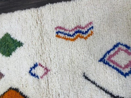 Image 1 of Traditional Moroccan rug 200cm x 300cm