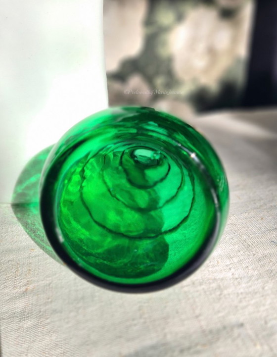 Image 1 of Vaso verde di Edvin Oller ca. 1940 per Limmareds Glasbruk Svezia.