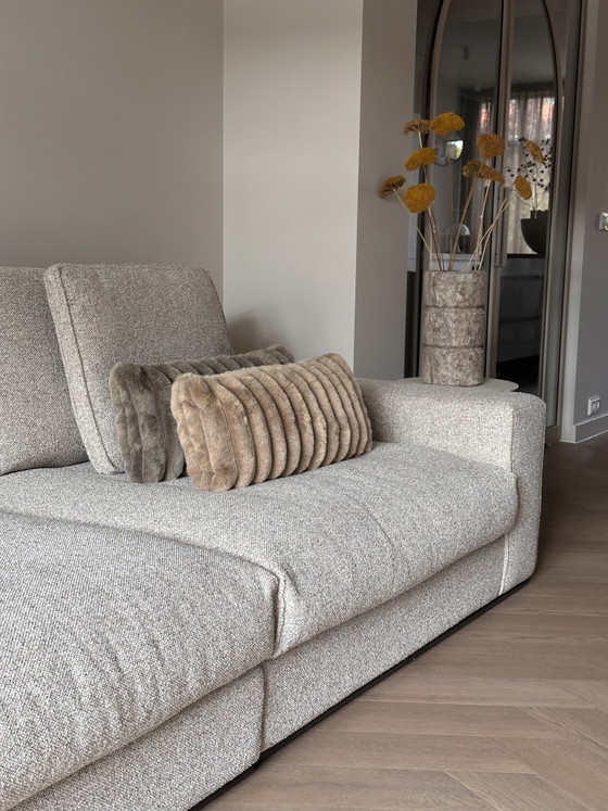 New Sofa – Melchior, 3-5 seaters, Textile (photo 4 of 6)