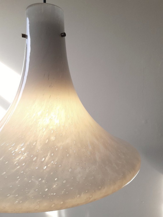 Image 1 of Glashütte Limburg glazen hanglamp model L4234, mondgeblazen streaky hanglamp XXL, jaren 70 glazen lamp