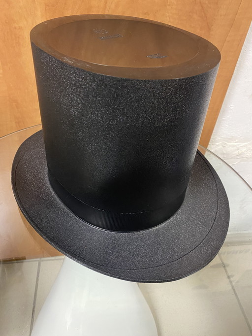Chapeau haut de forme Moët Chandon