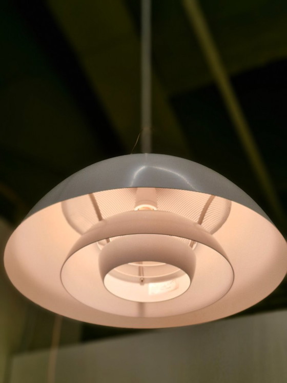 Danish Design Vintage Pendant Lamp "Safari" White – Christian Hvidt, Metal (photo 6 of 6)