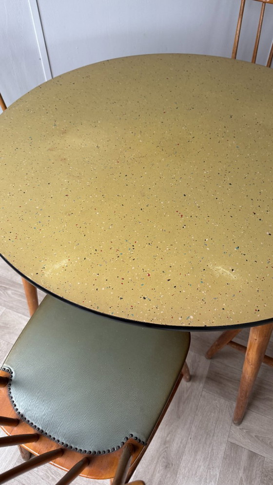 Image 1 of Silla de láminas 4x con tablero de terrazo