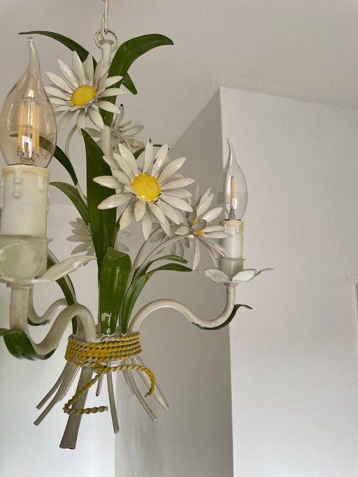 Italian chandelier in enamelled sheet metal - daisy design