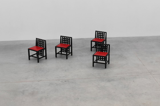 Image 1 of Ensemble de 4 chaises de salle à manger DS3 par Charles Rennie Mackintosh pour Atelier international, Italie, années 1970