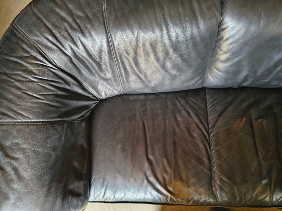 Image 1 of Two identical, black, leather Leolux sofas