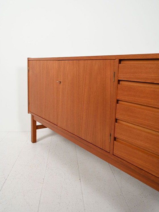 Image 1 of Buffet géométrique scandinave des années 1960