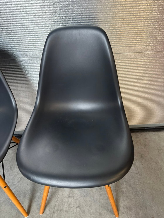 Image 1 of 4x Vitra DSW Stuhl schwarz