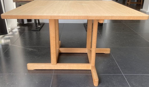 1 neuer Designer Couchtisch Borge Mogensen Nr. 5271