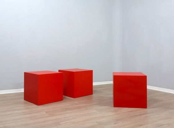 Image 1 of Set di 3 sgabelli / tavolini in vetroresina del 1960