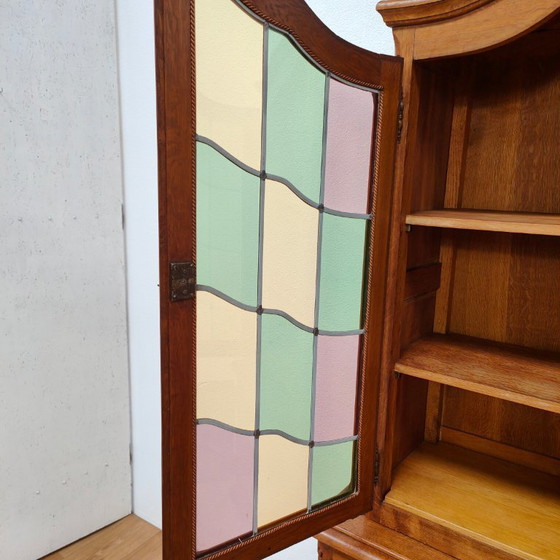 Image 1 of Mobiletto vintage in stile country Queen Anne, vetrina, credenza, mobile per porcellane