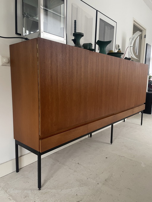 Aparador alto Dieter Waeckerlin