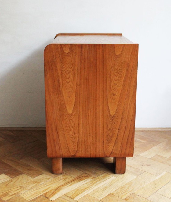 Image 1 of Par de mesitas de noche Art Déco de la década de 1930