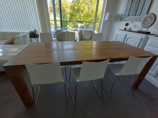 Dining table 2m10 by 90cm