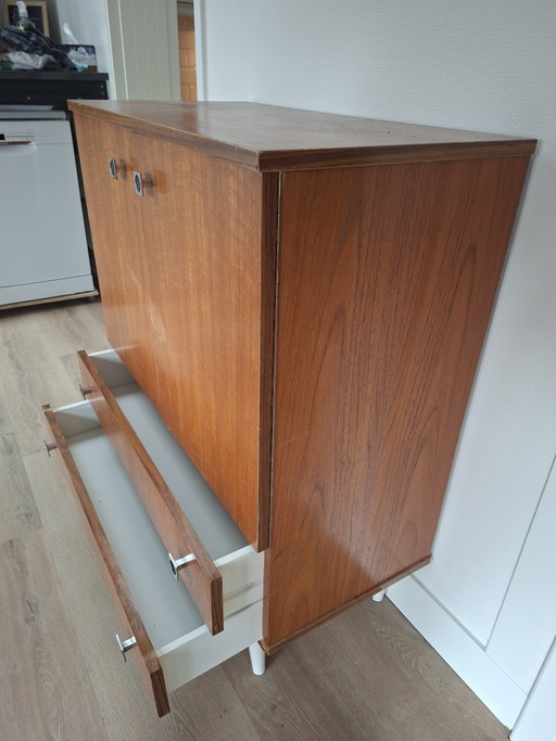 Mobiletto alto in teak vintage degli anni '60