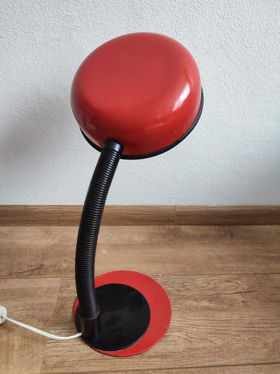 Image 1 of Vintage Space Age Italiaanse bureaulamp lamp rood zwart 1970