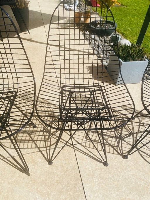 3 sedie Vitra - Wire Chair DKR in design per esterni Ray/Charles Eames