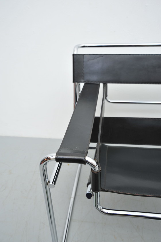 Image 1 of Wassily Armchair B3 Tubular Steel And Leather By Marcel Breuer Bauhaus Design 1925