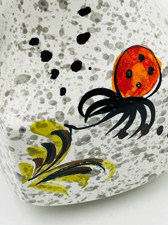 Image 1 of Vintage Italiaanse vaas in de vorm van een karaf met bloemversiering, jaren 70.