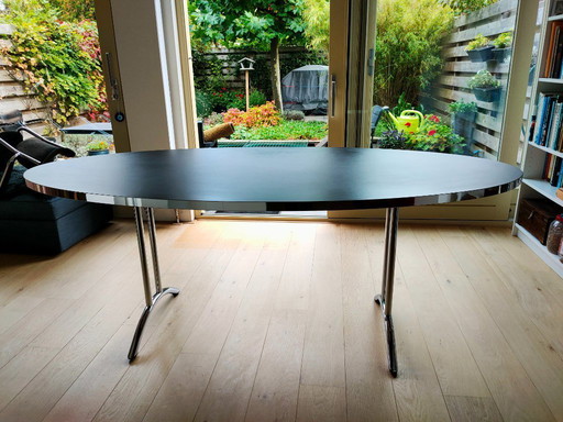 Ensemble table et chaises Tara avec quatre chaises confortables De Wit 3011