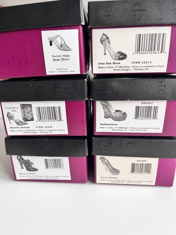 Image 1 of Verzameling schoentjes Just the right shoe en palais royal