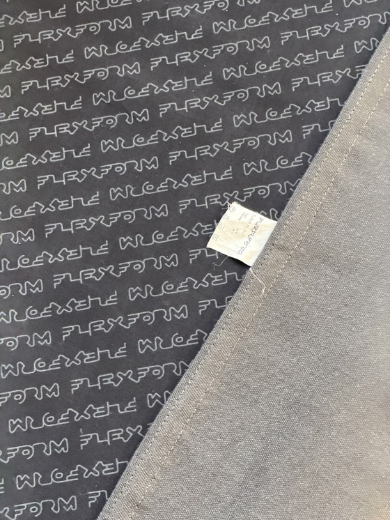 Image 1 of Flexform Long Island 05 