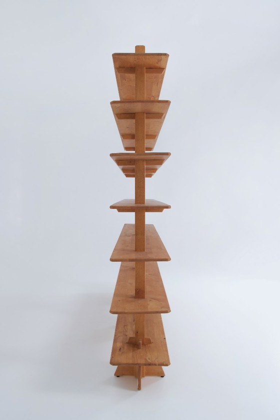 Image 1 of Seltenes freistehendes Bücherregal