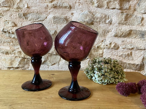 Image 1 of Par de cuencos de vidrio con burbujas de color púrpura