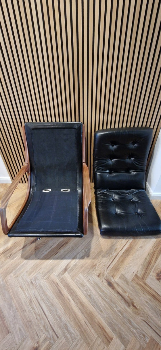 Image 1 of Eugen Schmidt Drehsessel mit Fußhocker Leder schwarz 