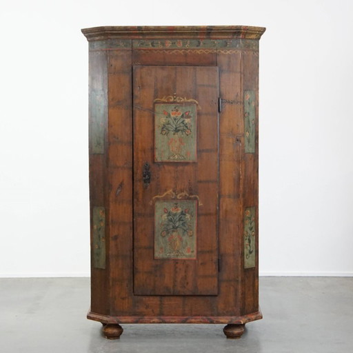 Antique buffet/bridal cabinet with 1 door from the 19th century