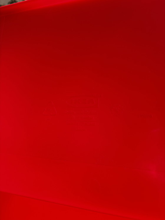 Image 1 of Niels Gammelgaard per IKEA Mensola da parete Kämpe rossa_ rarità