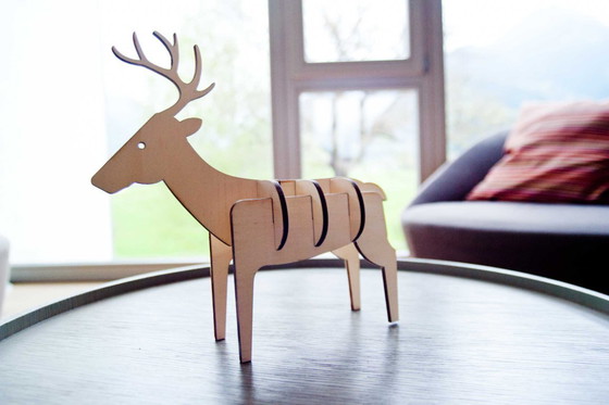 Image 1 of Decorazione in legno a forma di cervo by Ulap design