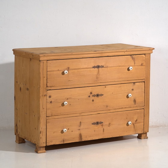 Commode antique en bois massif (c.1920) #14 – Rustic (photo 8 of 40)